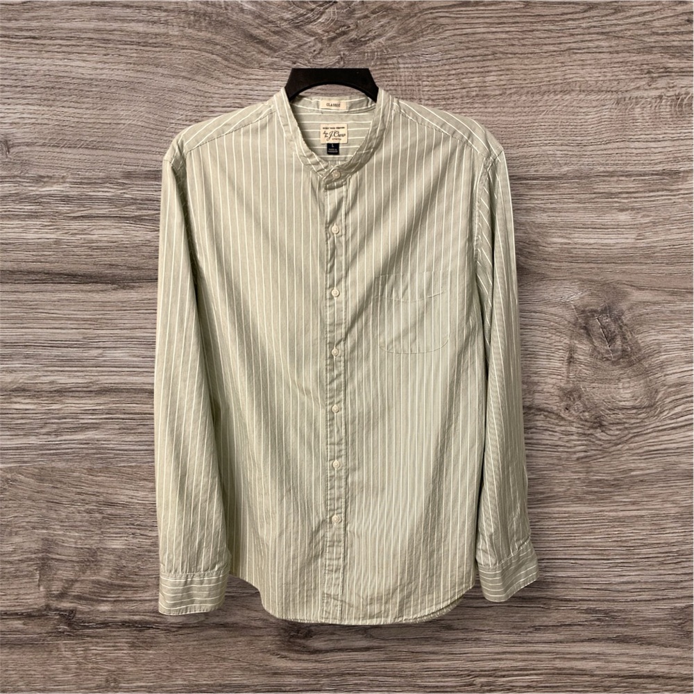J. Crew Green Casual Button Down Shirt Classic Fit